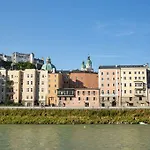 מלון Radisson Blu Altstadt. 5*