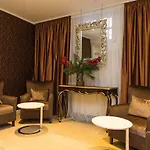 Radisson Blu Altstadt. מלון