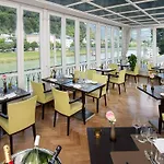 Radisson Blu Altstadt. מלון 5*