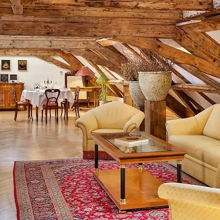 Radisson Blu Altstadt. Solnohrad