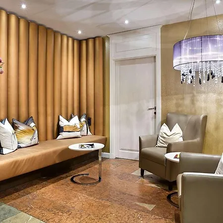 Radisson Blu Altstadt, Hotel