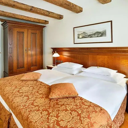 Radisson Blu Altstadt. Solnohrad