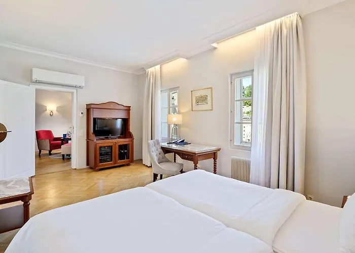 Hotel Radisson Blu Altstadt. 5*