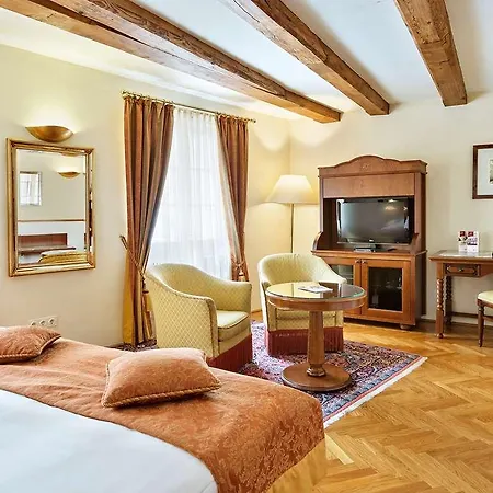 Radisson Blu Altstadt. 5* Salzbourg